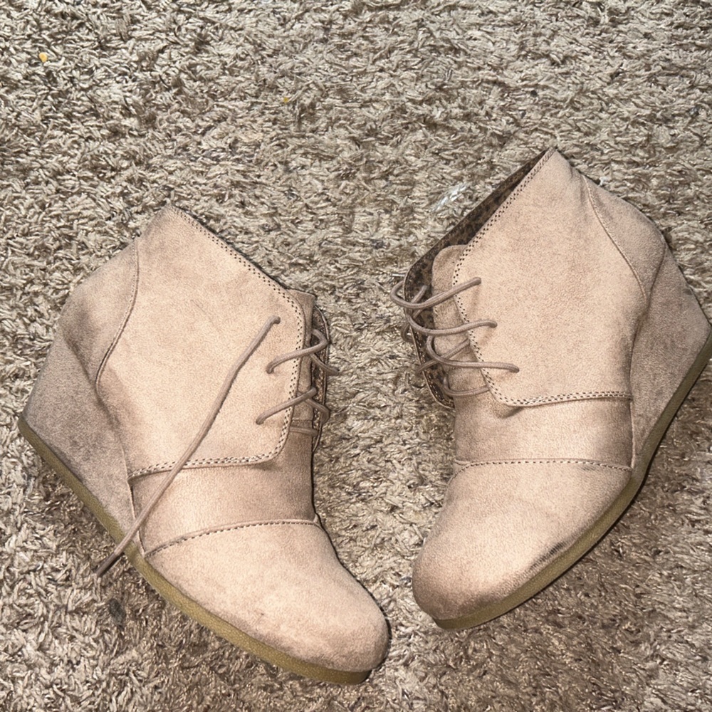 Tan wedge bootie size 11 Amazon